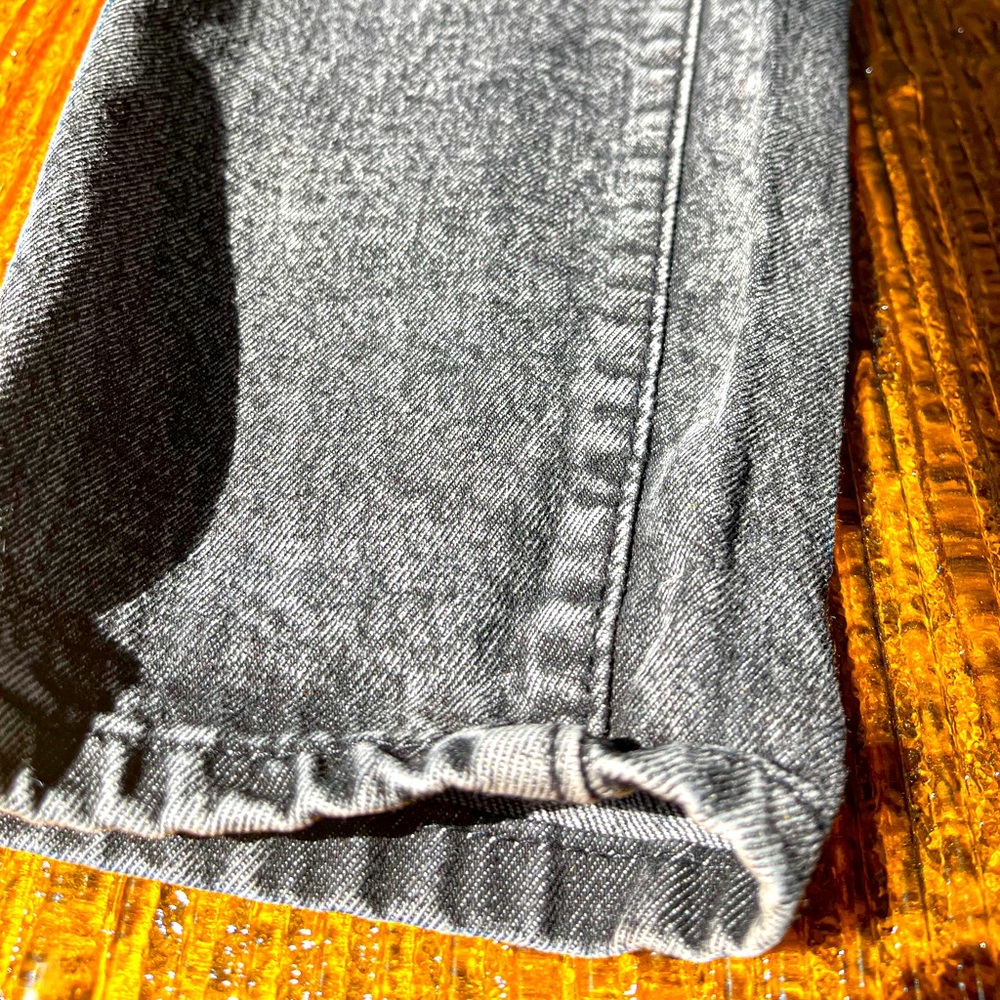 Acid wash boyfriend jeans